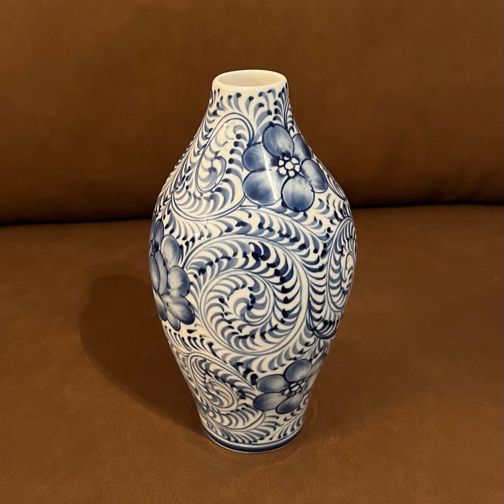 Accent Decor Eleanor Blue and White Floral Porcelain Bud Vase